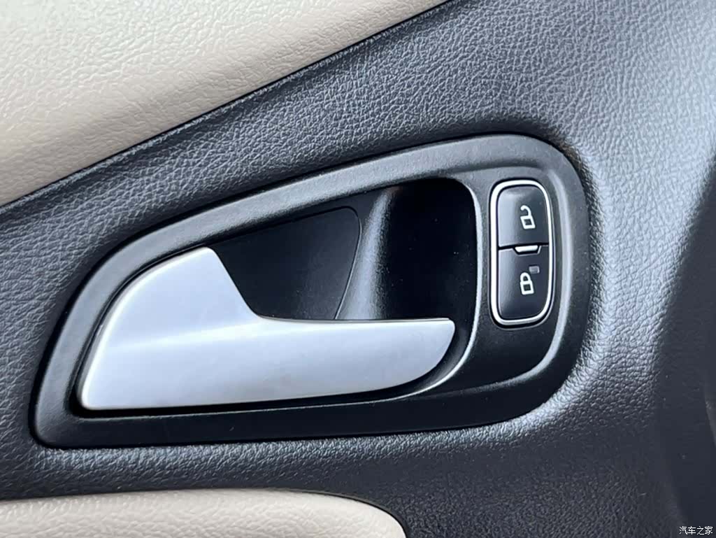 Ford Focus, 2017 18