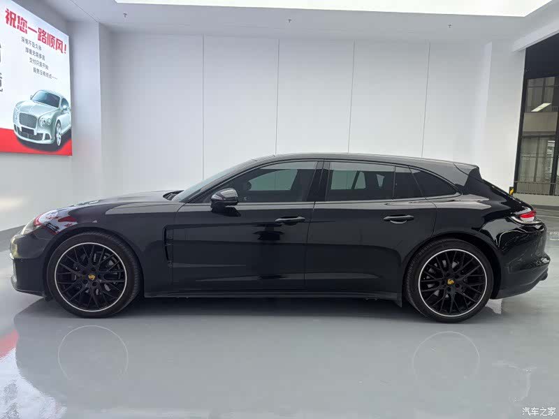 Porsche Panamera, 2023 11