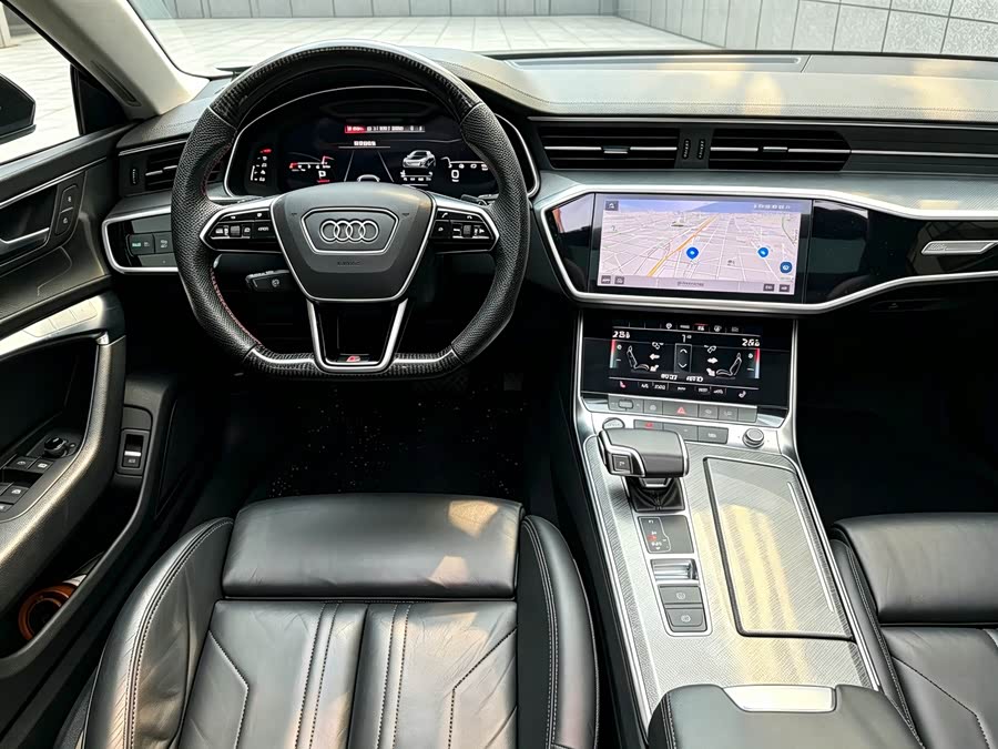 Audi A7 2022, фото 7