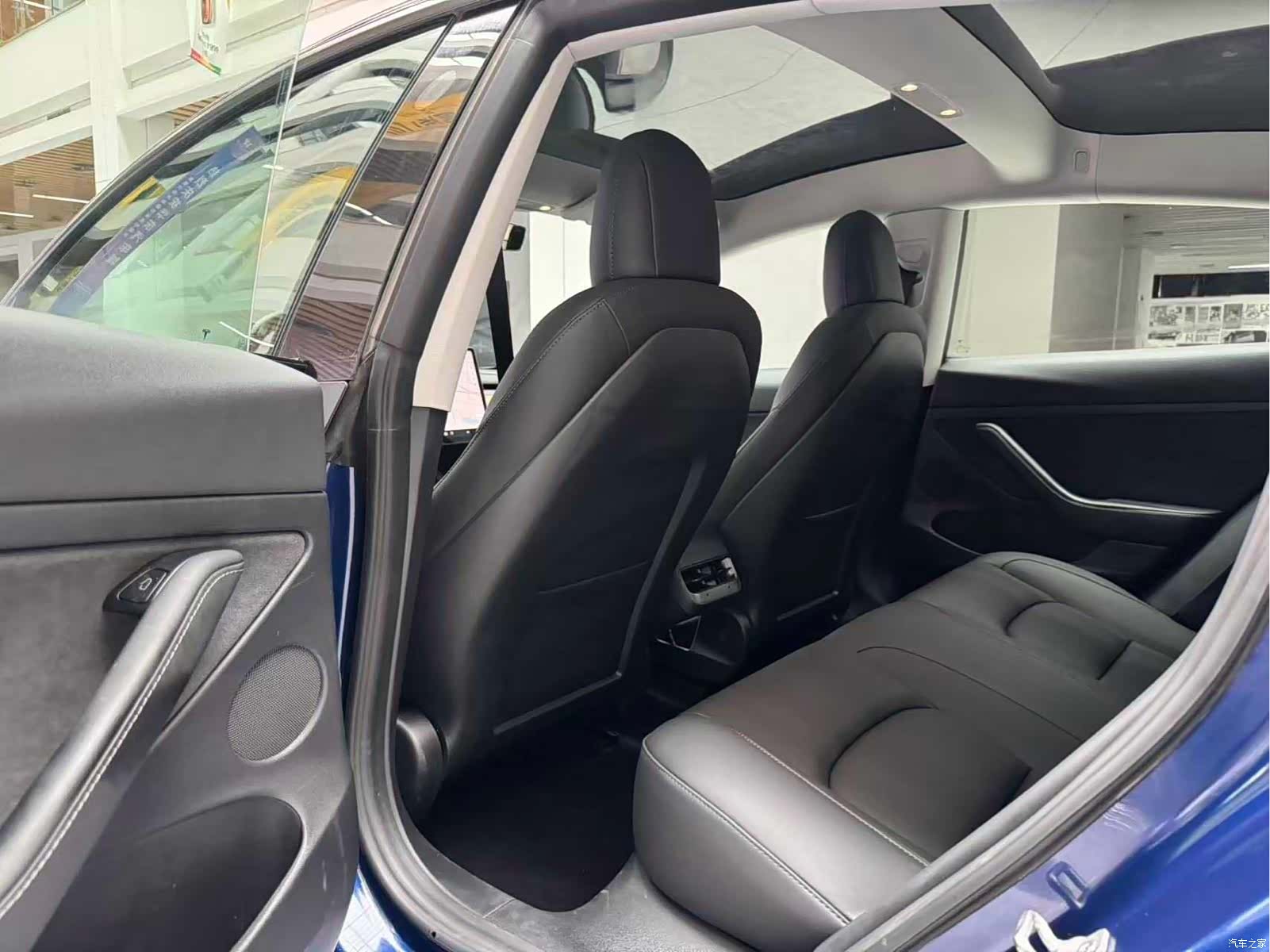 Tesla Model 3, 2021 13