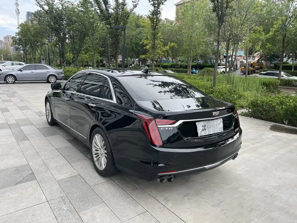 Cadillac CT6