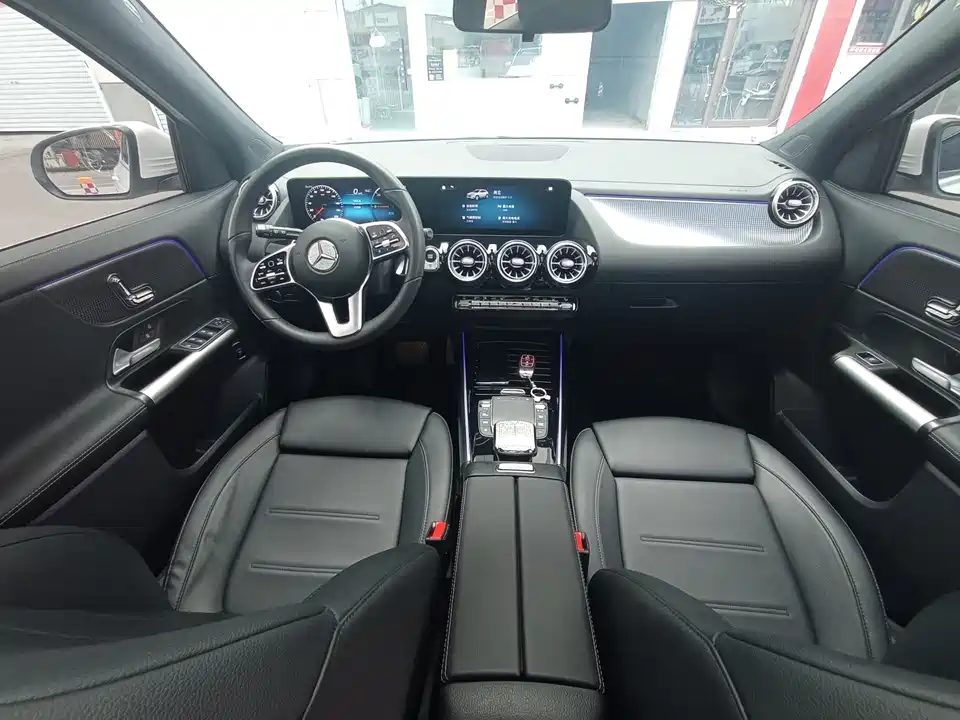 Mercedes-Benz EQA Mercedes-Benz EQA