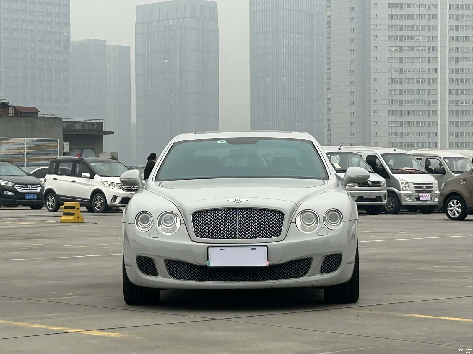 Bentley Flying Spur, 2013 2