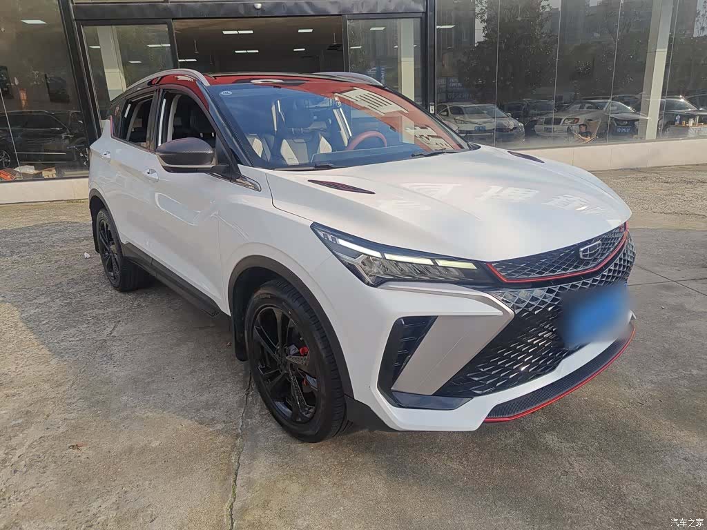 Geely Coolray, 2022 10