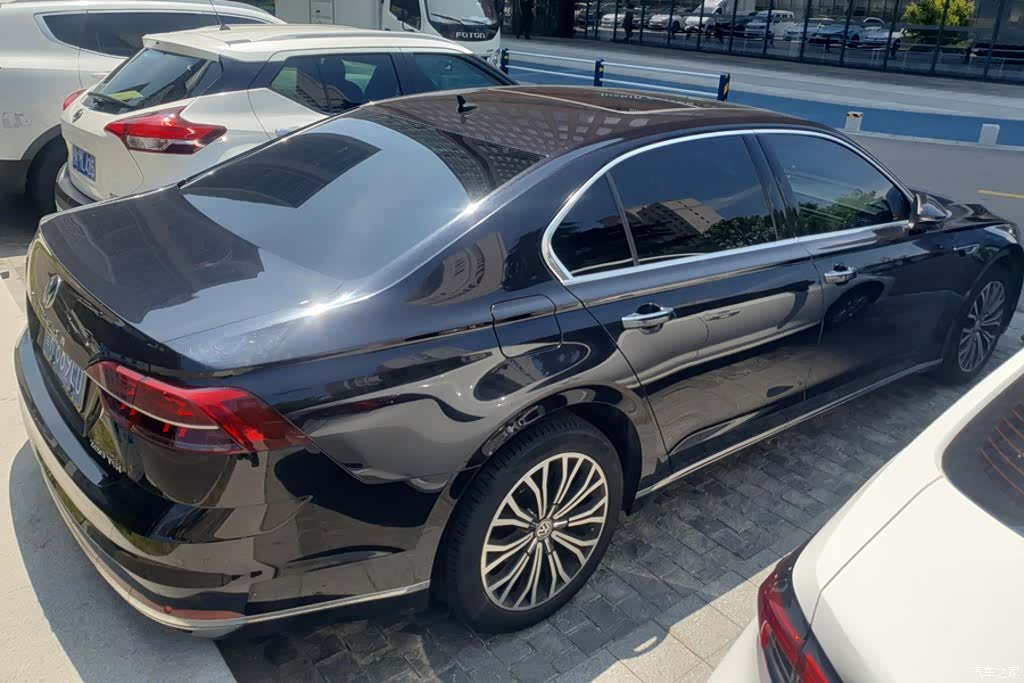 Volkswagen Phideon, 2018 3