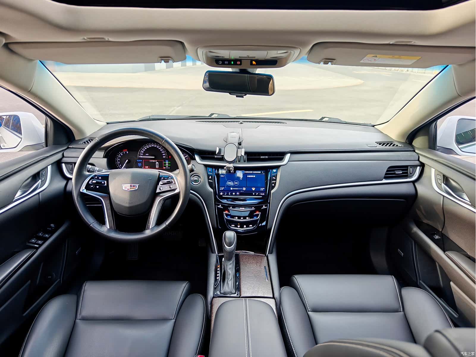 Cadillac XTS, 2019 13