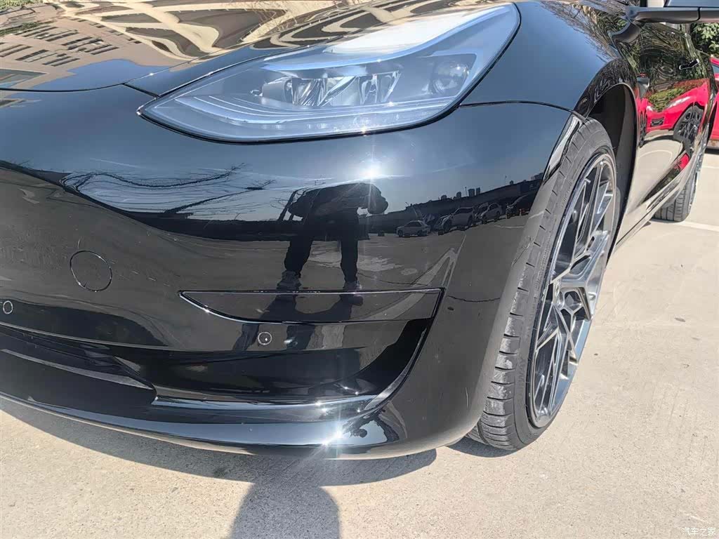 Tesla Model 3, 2023 4