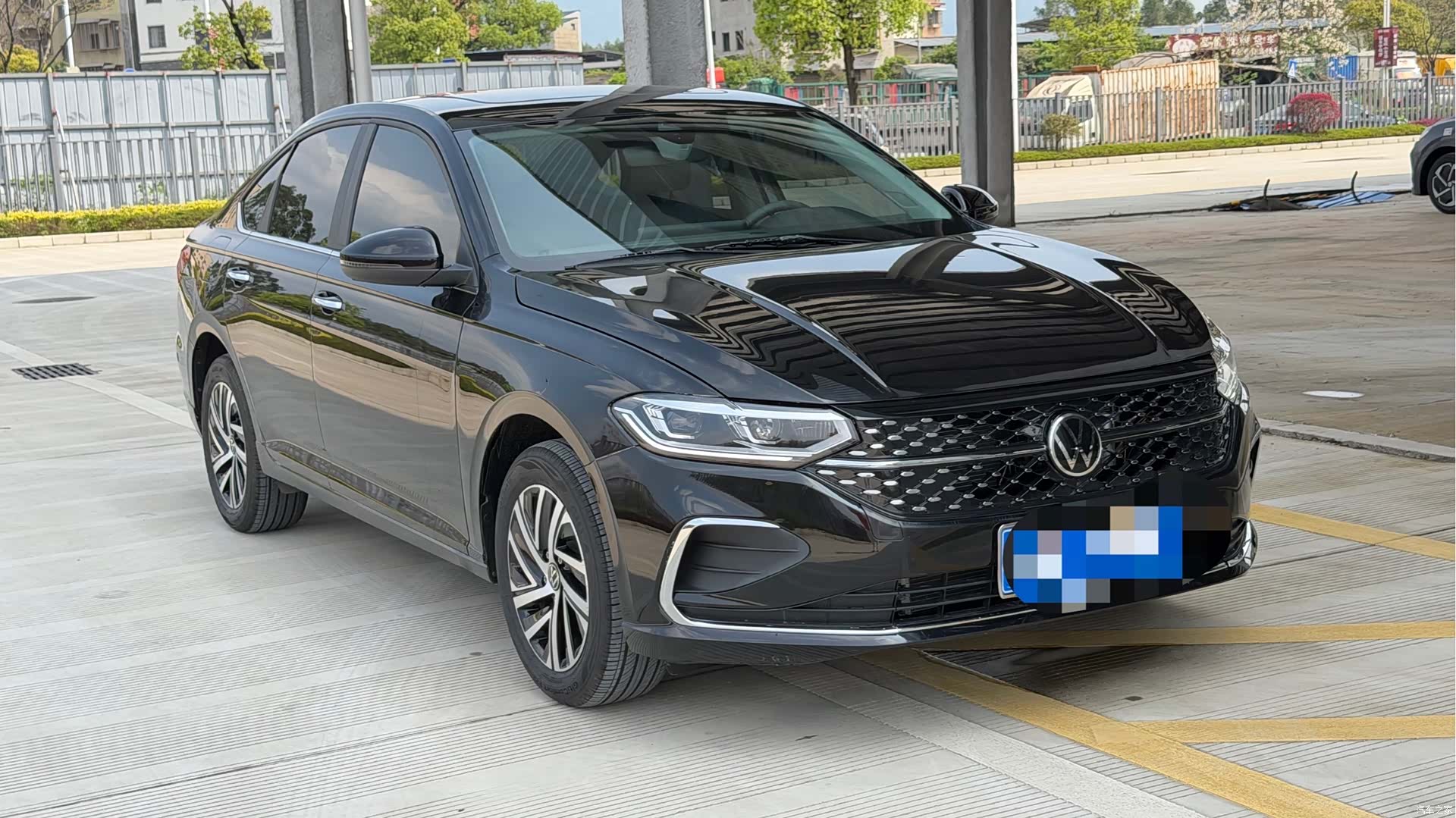 Volkswagen Lavida, 2025 3