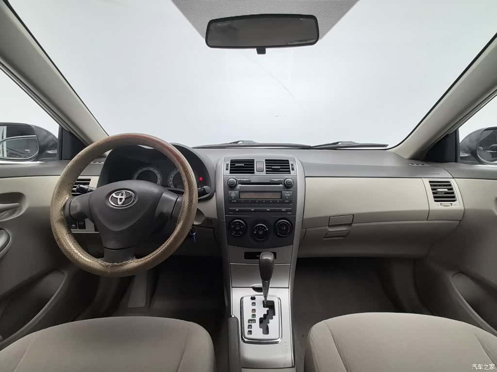 Toyota Corolla, 2010 все фото