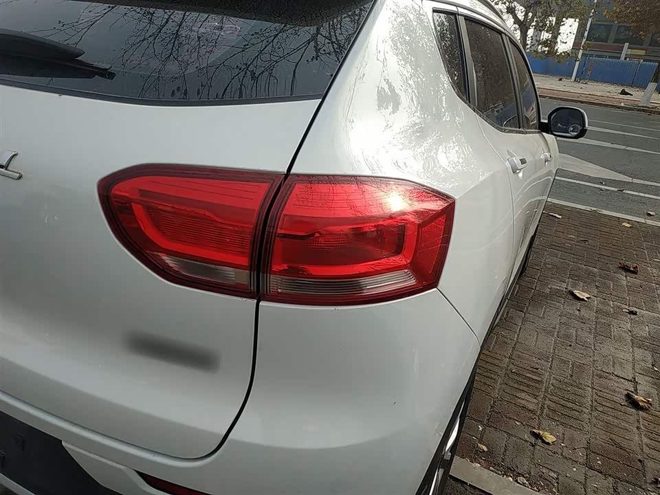 Haval H2s