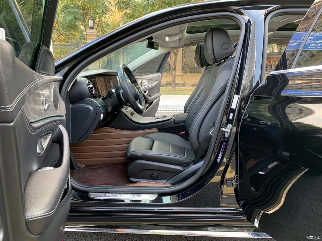 Mercedes-Benz E-Class, 2022 13