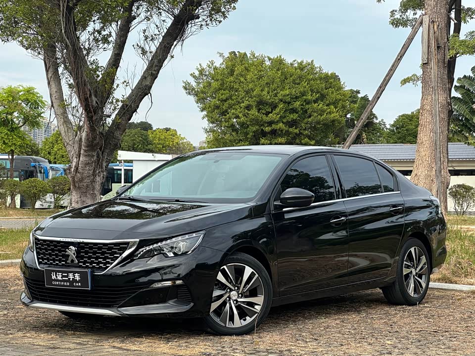 Peugeot 408