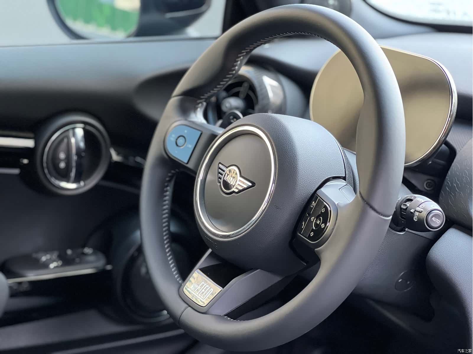 Mini Cooper, 2024 11