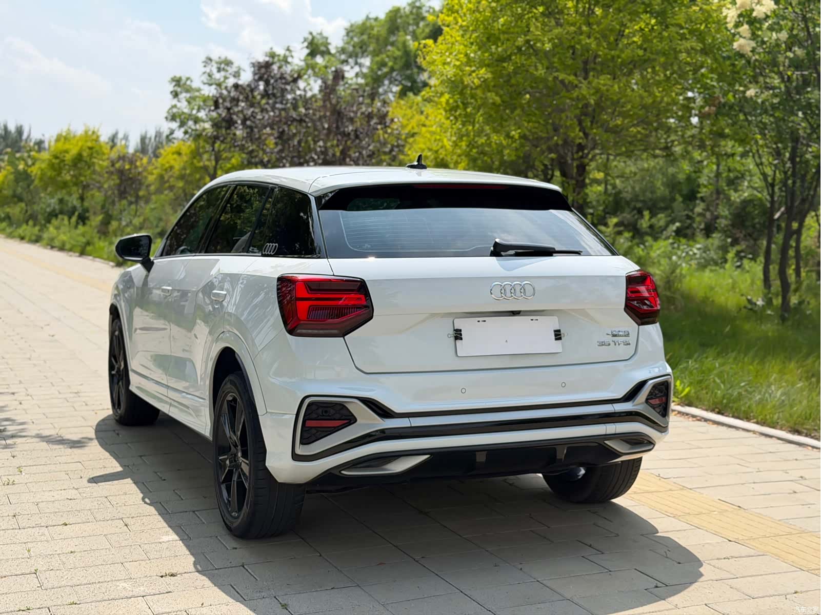 Audi Q2L, 2022 24