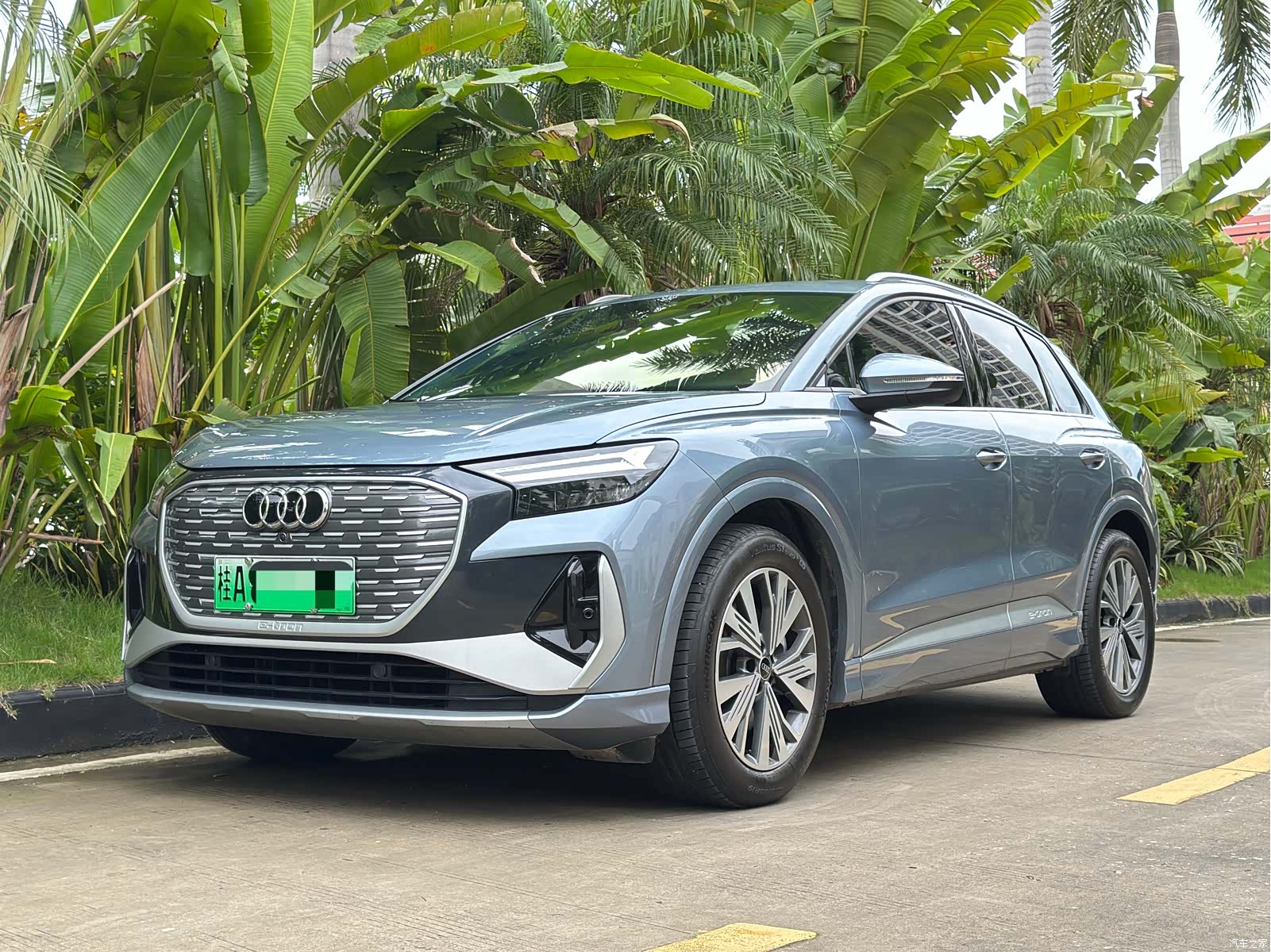 Audi Q4 e-tron, 2025 1