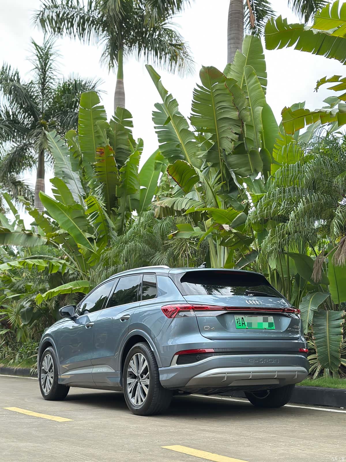 Audi Q4 e-tron, 2025 8