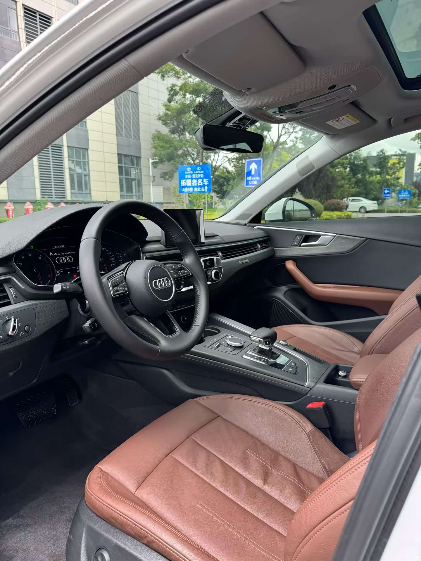 Audi A4L, 2016 4