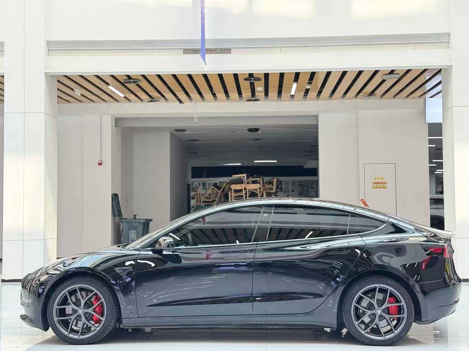 Tesla Model 3, 2021 8