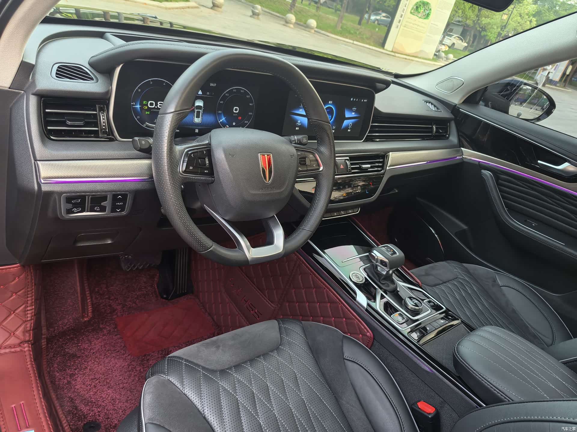 Hongqi HS5, 2022 9