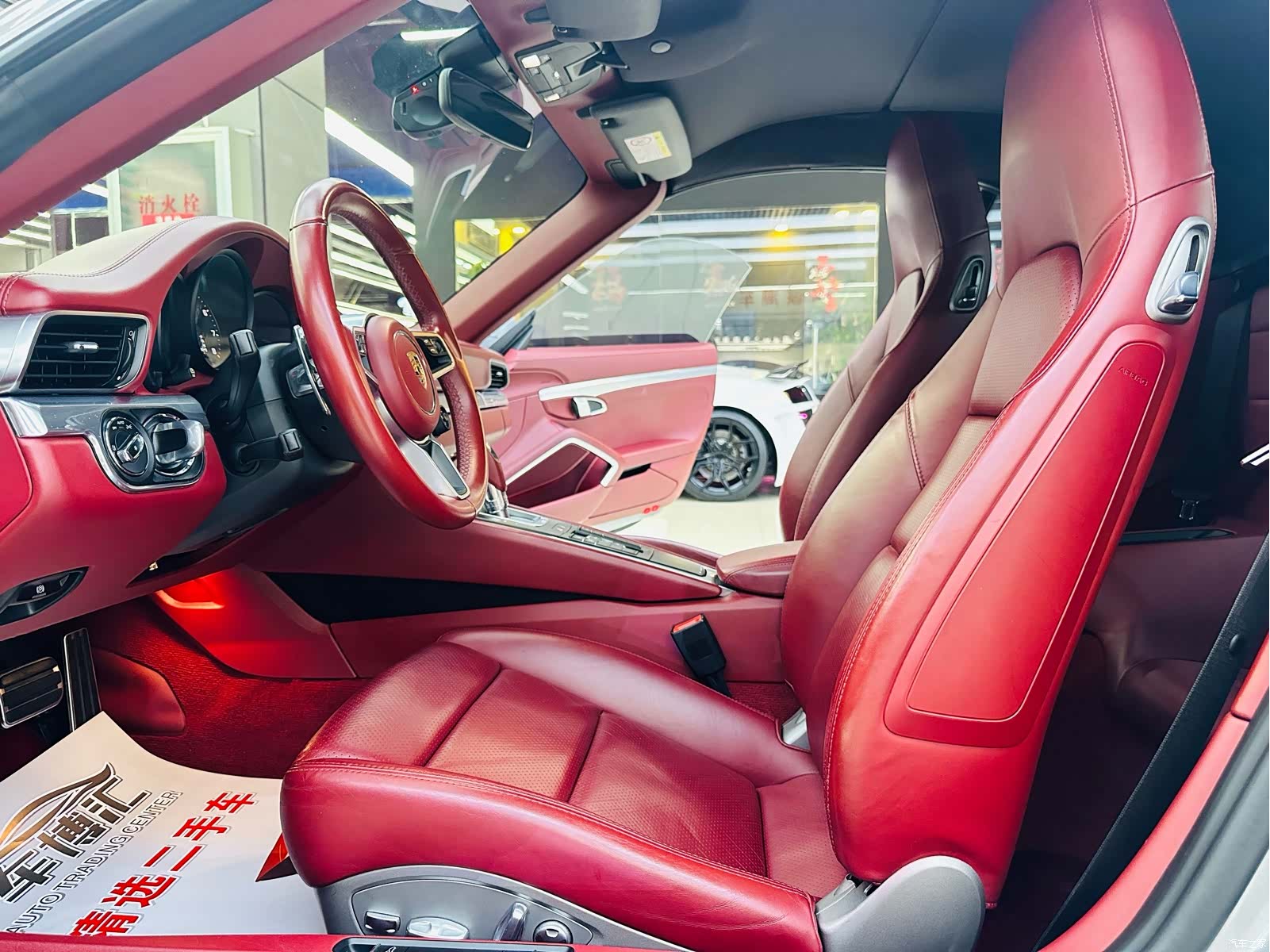 Porsche 911, 2018 12