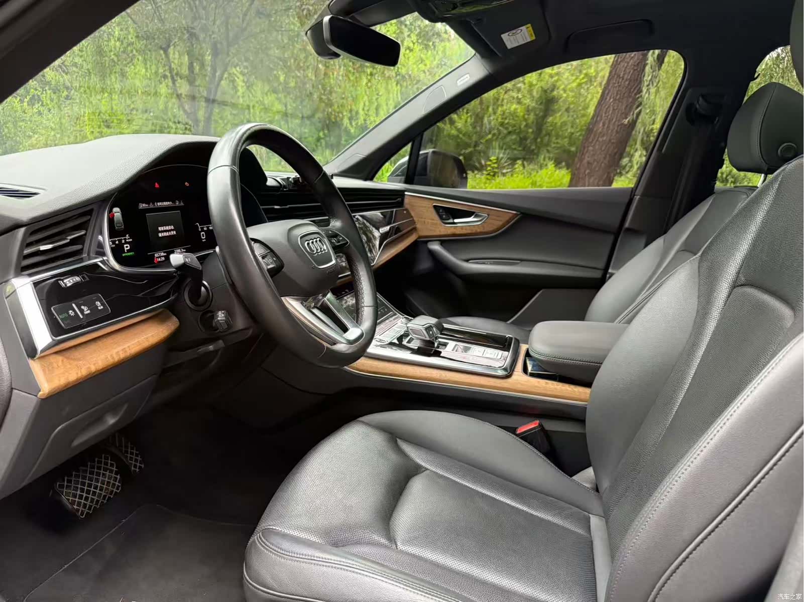 Audi Q7, 2022 8