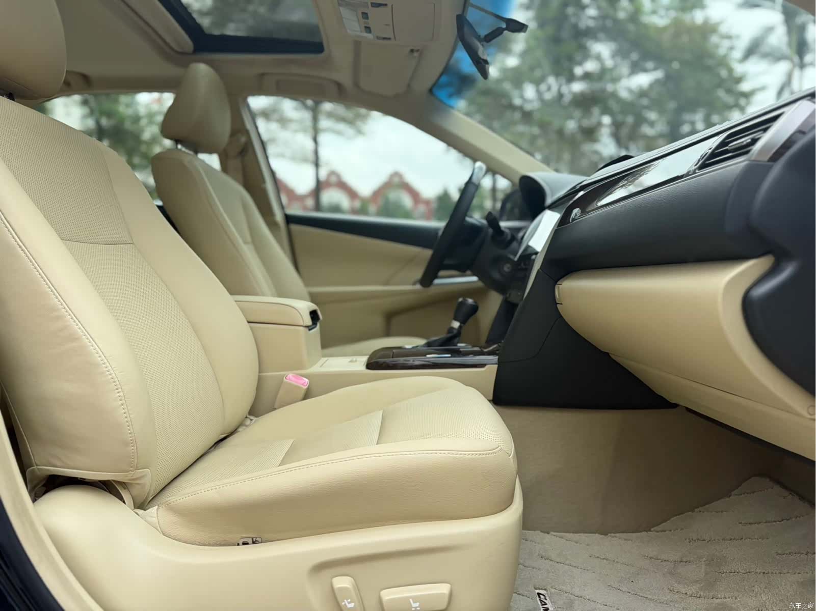 Toyota Camry, 2016 14