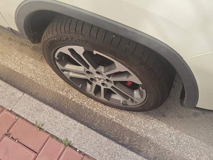 BAIC shen bao X35 2016 1.5L АКПП Luxury