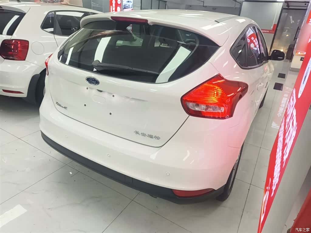 Ford Focus, 2019 7