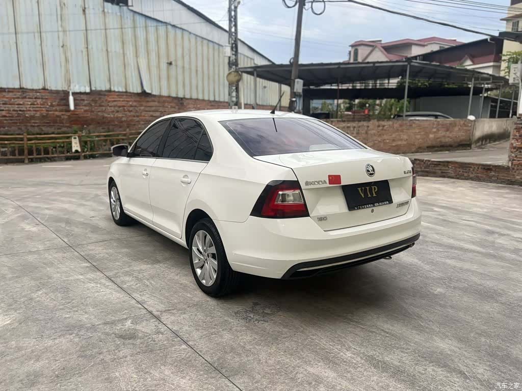 Skoda Rapid, 2018 4