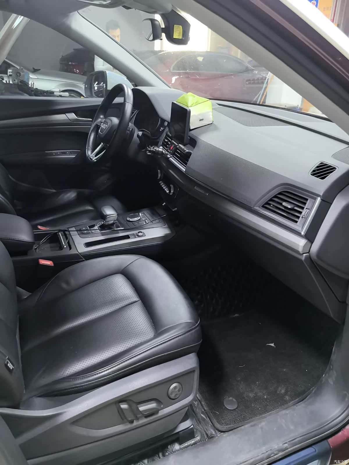 Audi Q5L, 2019 6