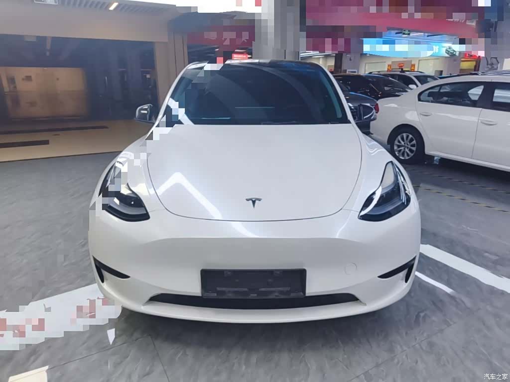 Tesla Model Y, 2023 3