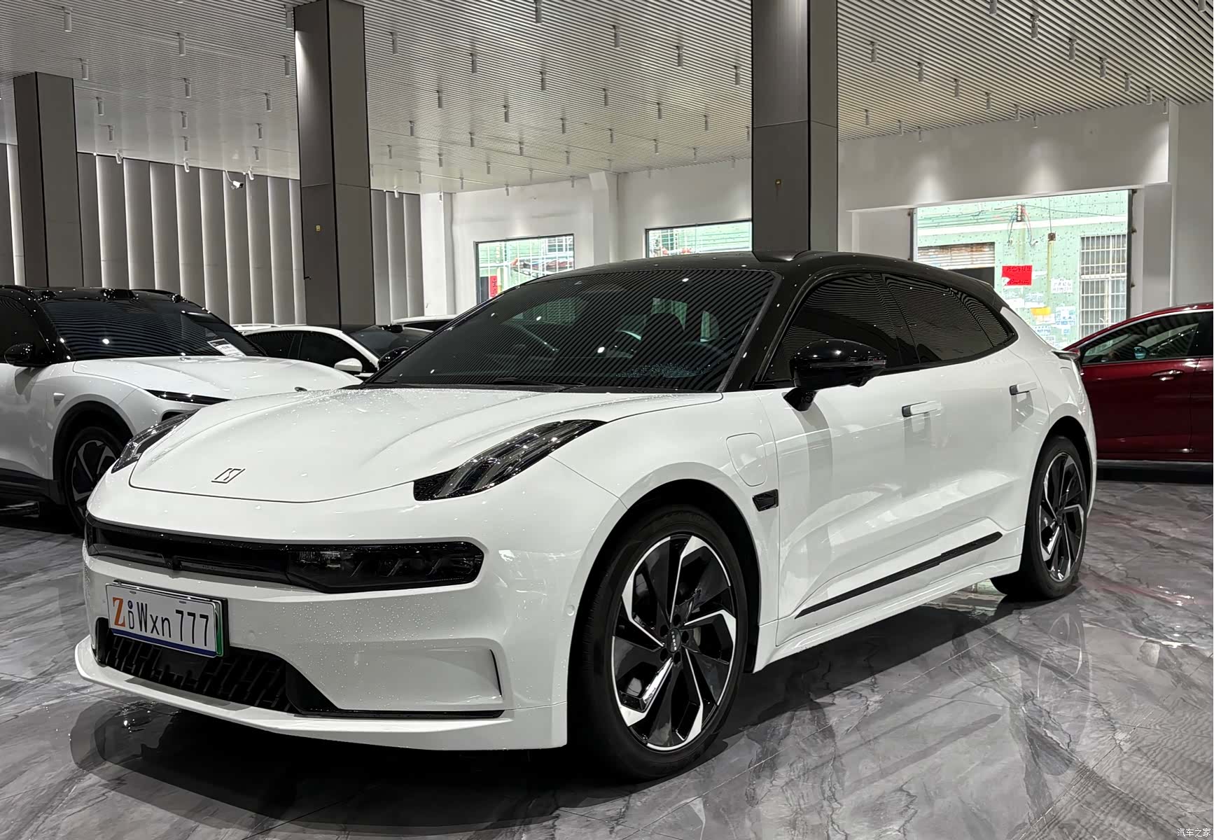 Zeekr 001