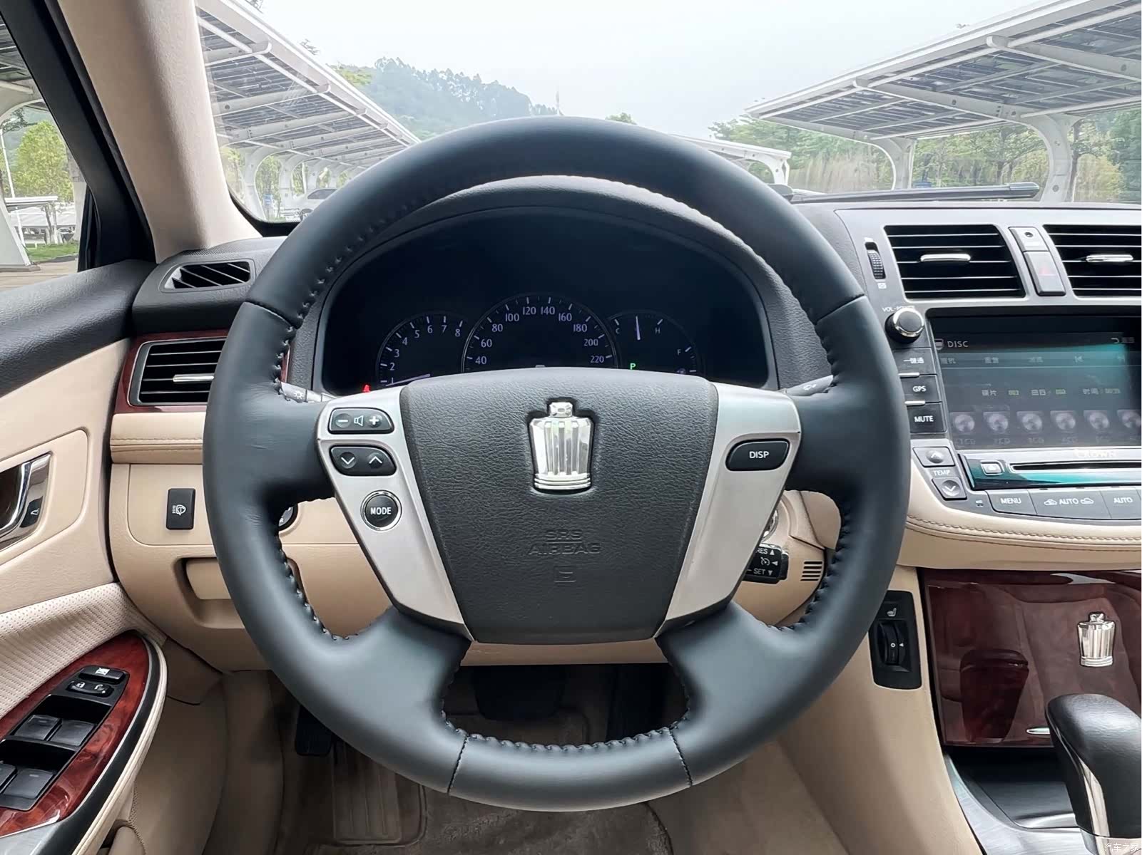 Toyota Crown, 2013 все фото