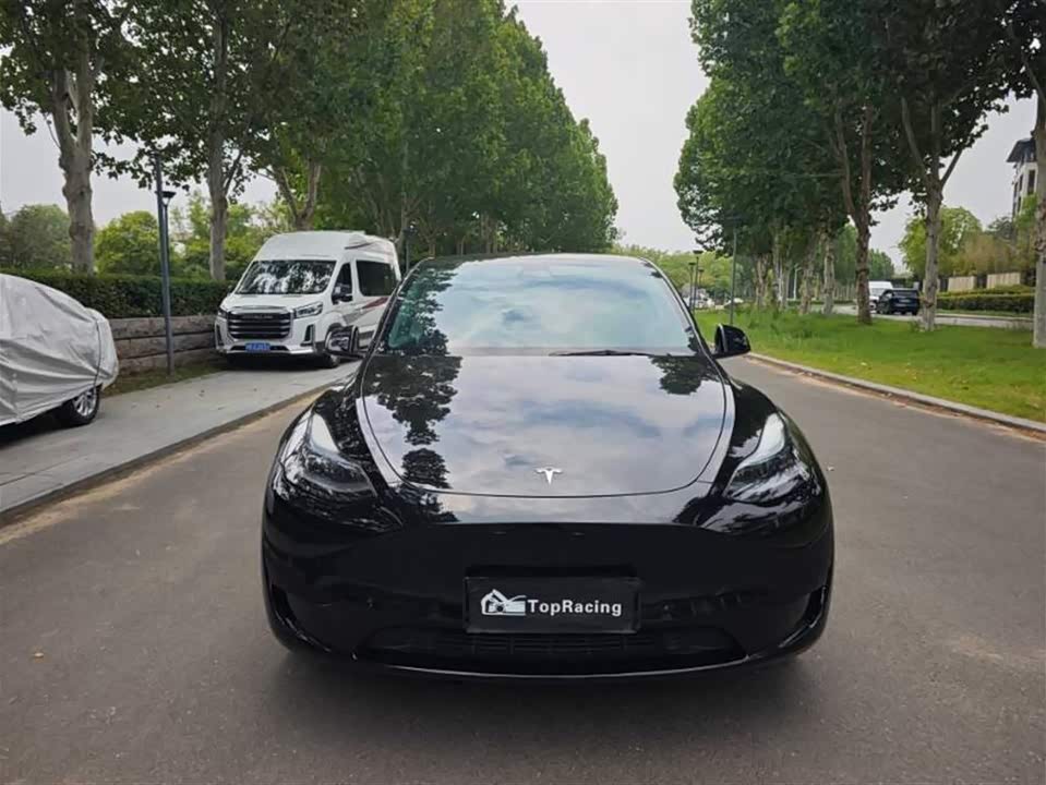 Tesla Model Y Tesla Model Y