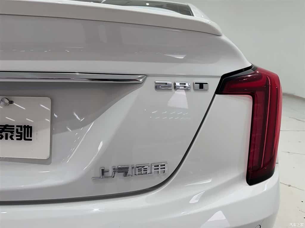 Cadillac CT5, 2022 10