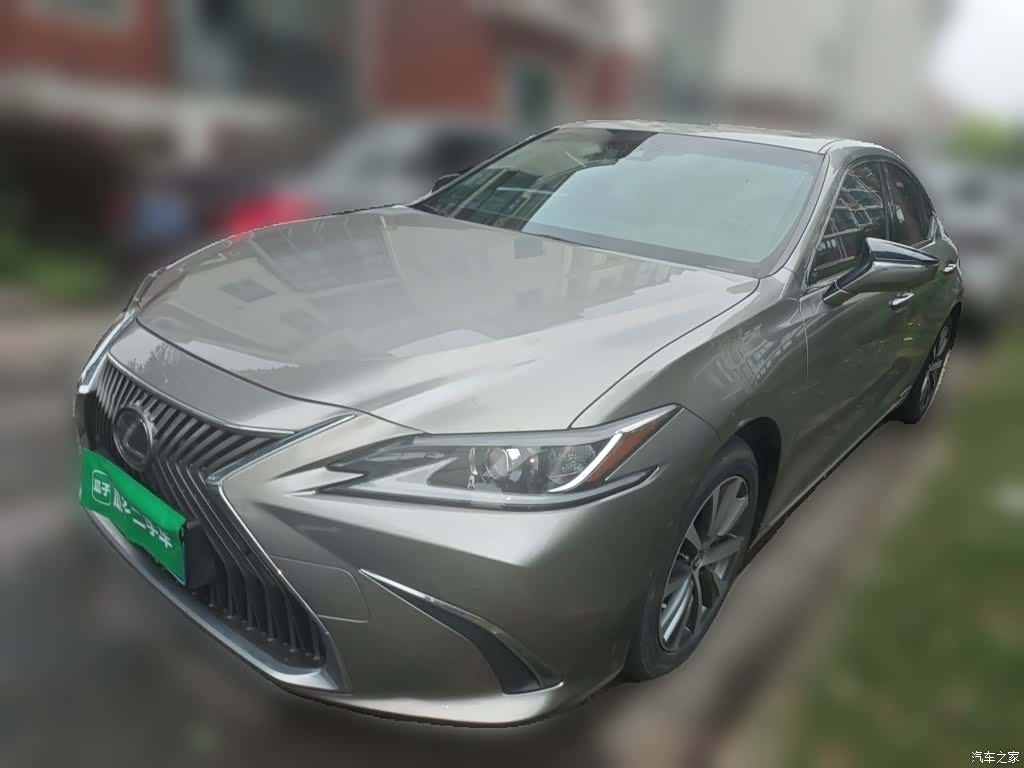 Lexus ES, 2019 2