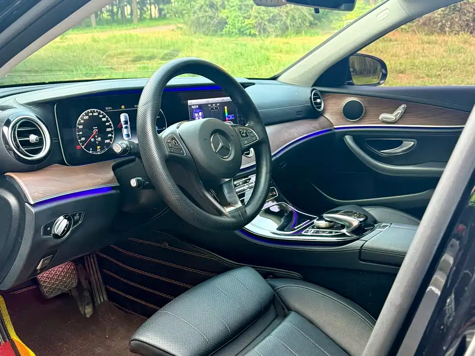 Mercedes-Benz E-class Mercedes-Benz E-class