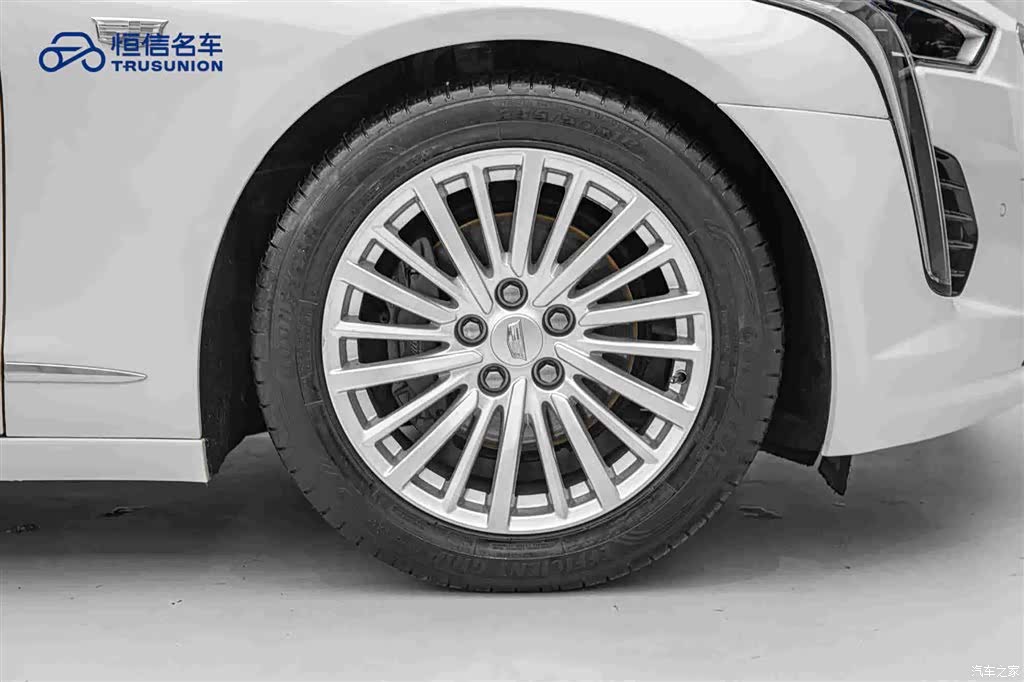 Cadillac CT6, 2019 11
