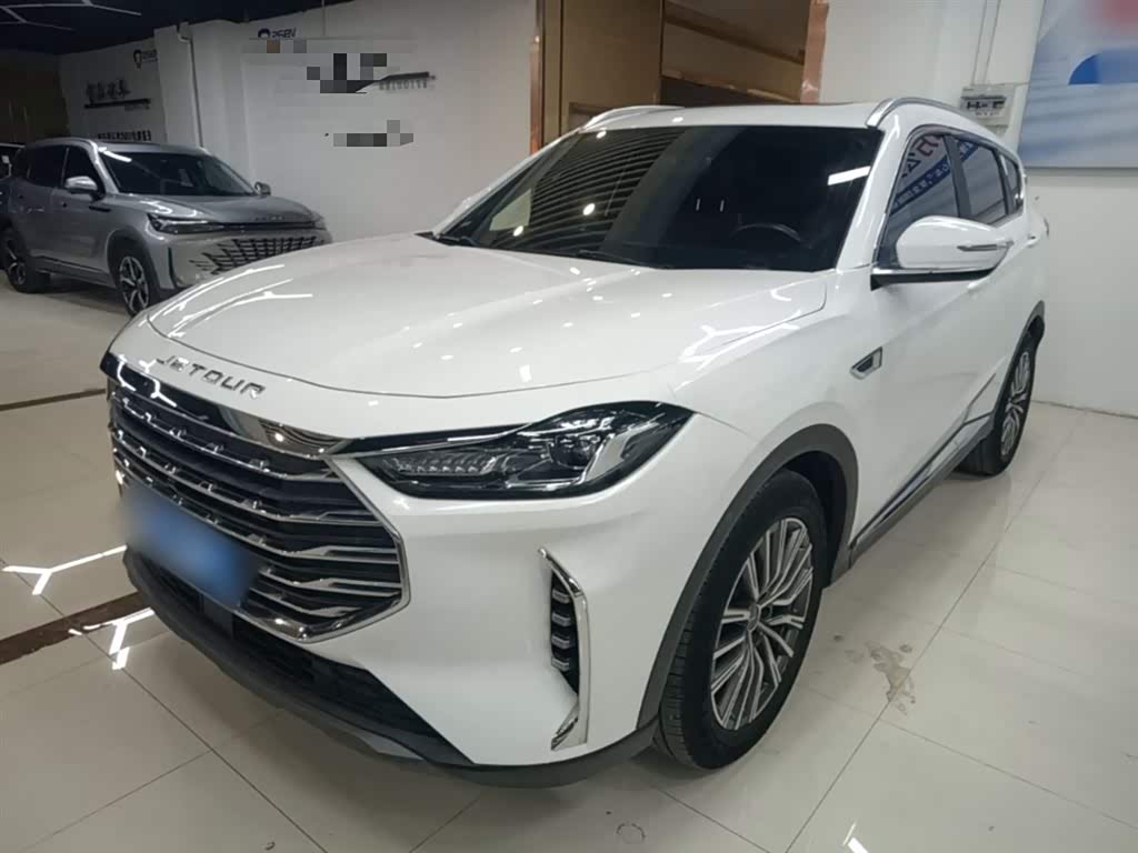 JETOUR X70 PLUS 2023 1.5T DCT PRO+ 5 мест