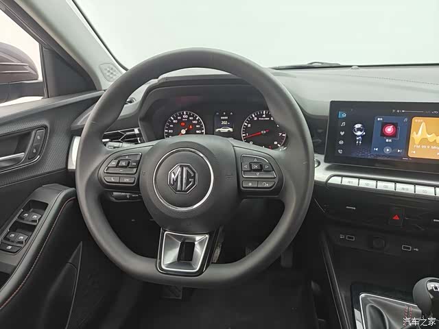 MG MG5, 2024 13