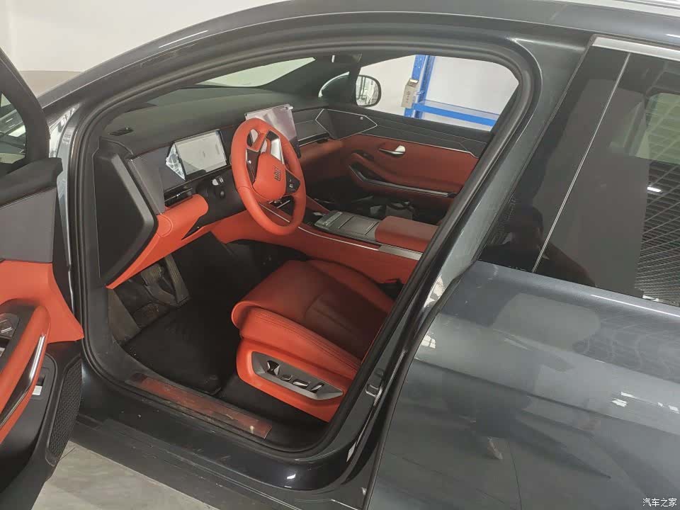 BYD Tang, 2025 все фото
