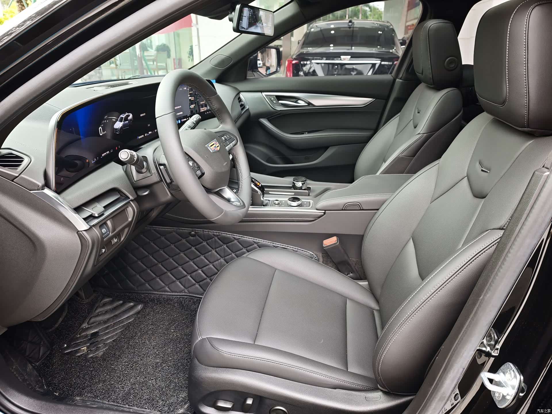 Cadillac CT5, 2025 8