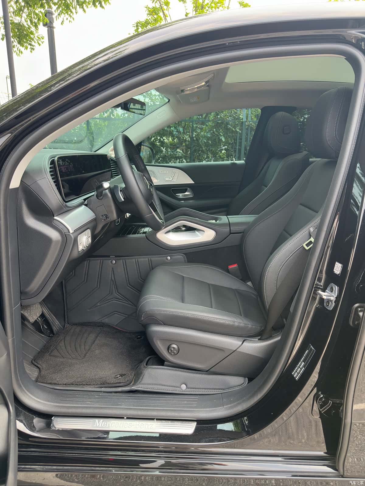 Mercedes-Benz GLE, 2025 10