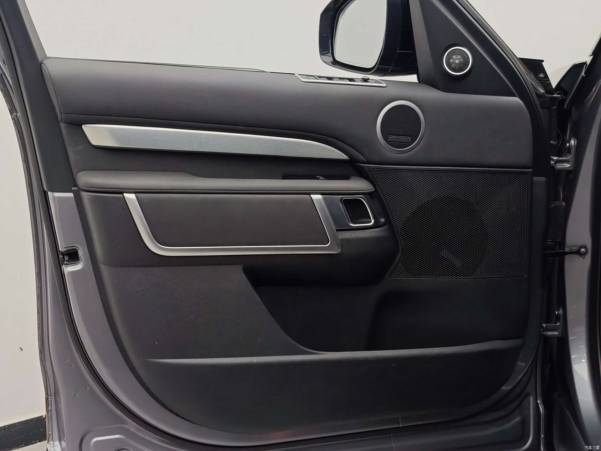 Land Rover Discovery, 2020 все фото