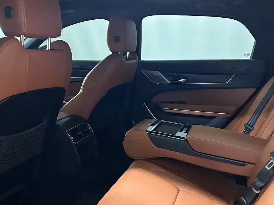 Jaguar XFL