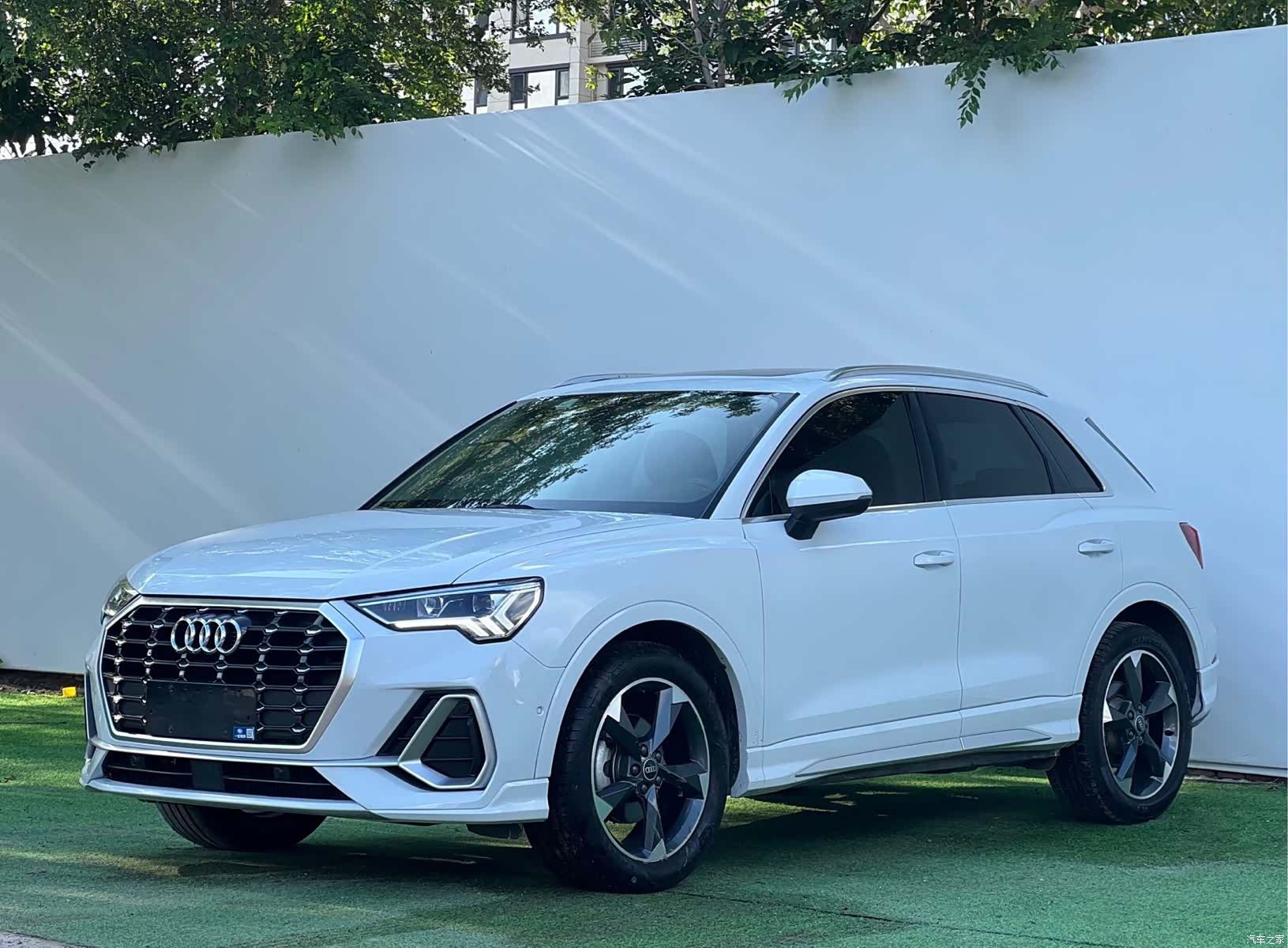 Audi Q3, 2022 1