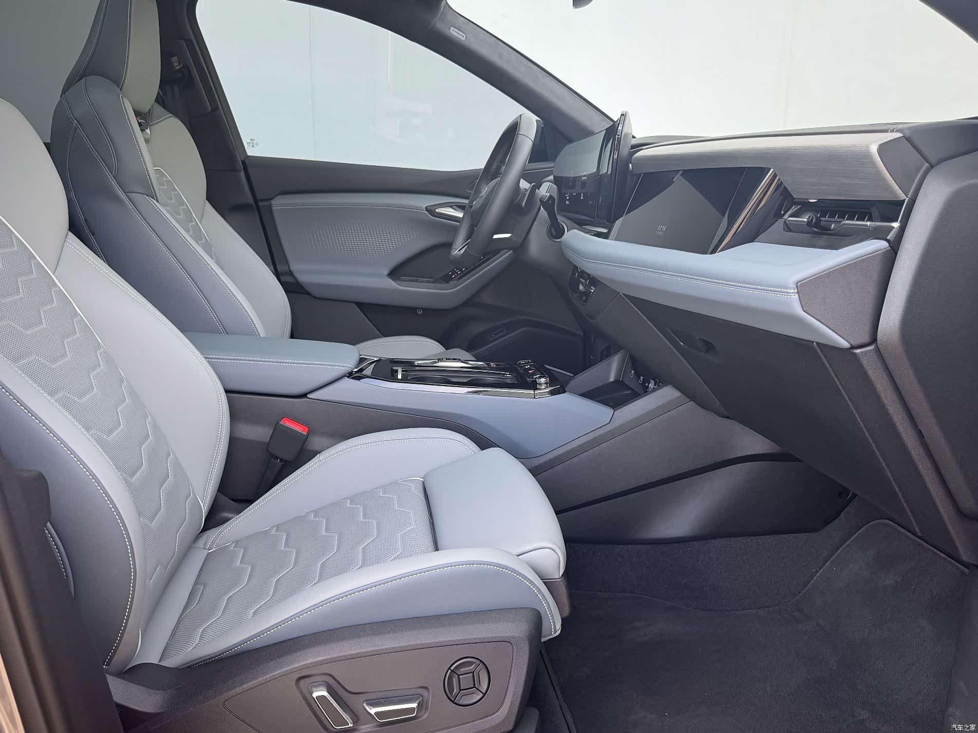 Audi e-tron, 2026 8