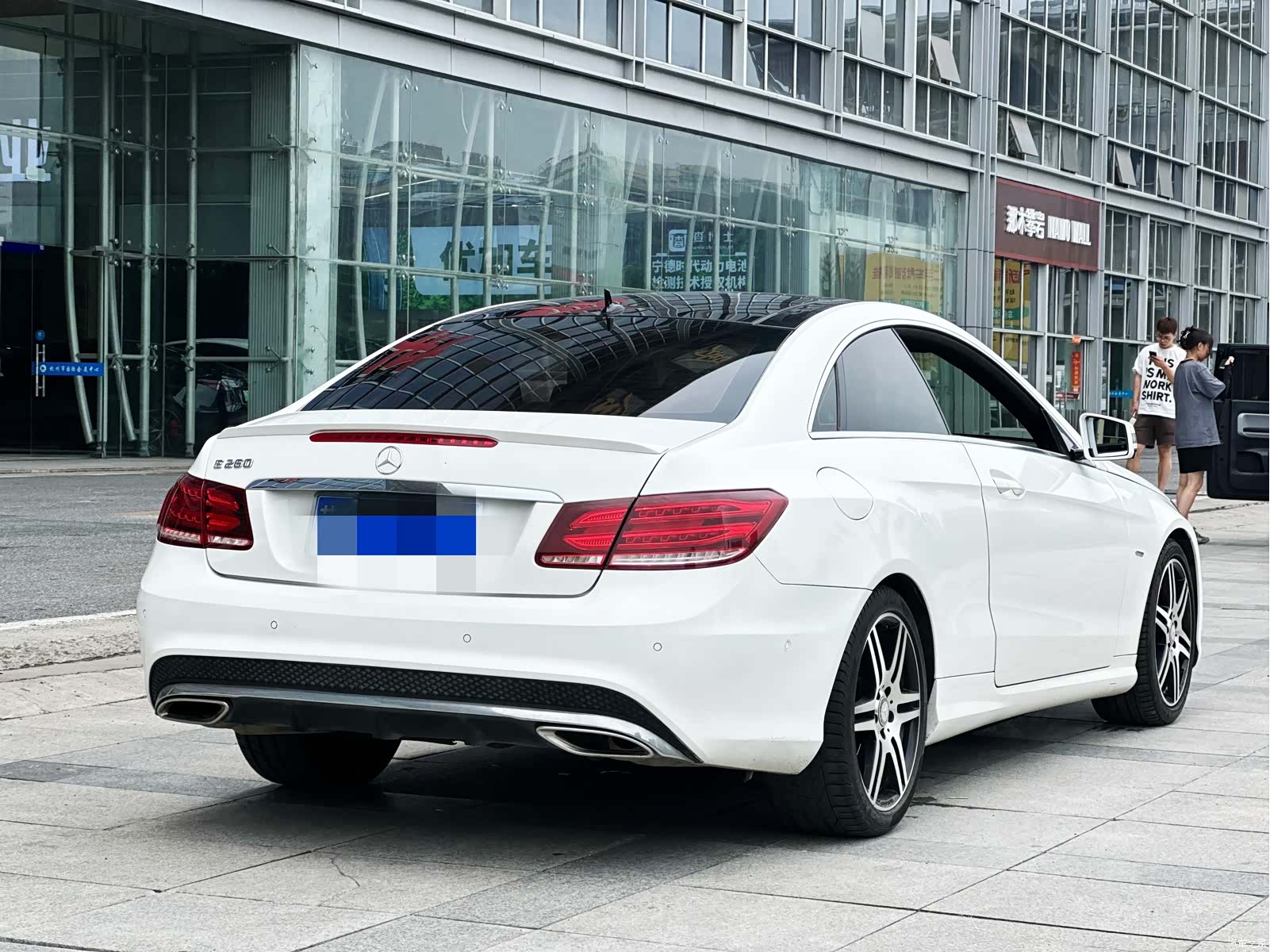Mercedes-Benz E-Class, 2017 4