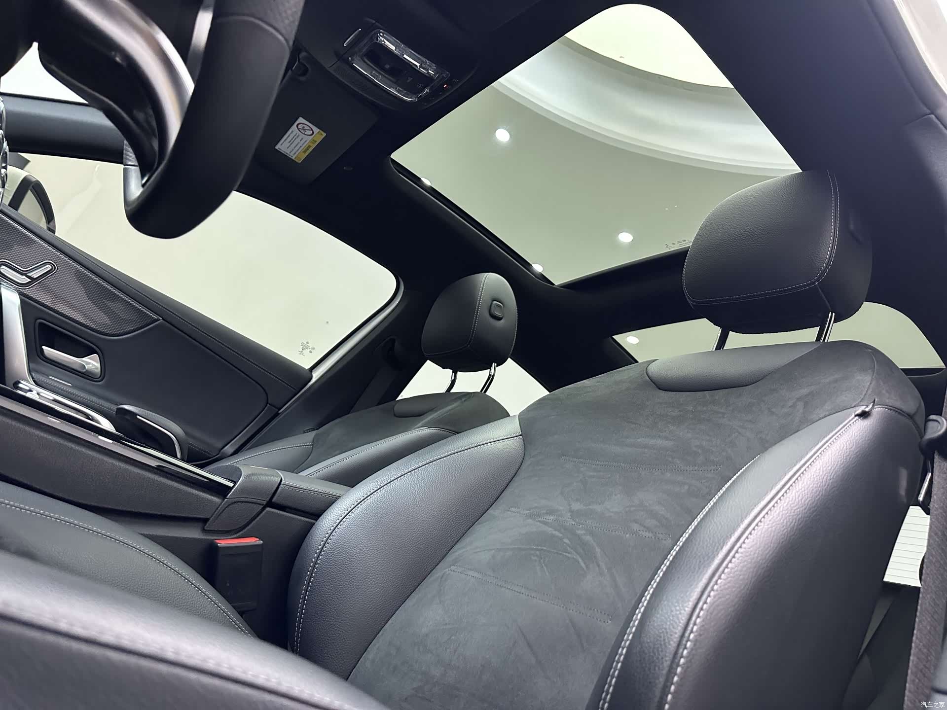 Mercedes-Benz A-Class, 2020 14