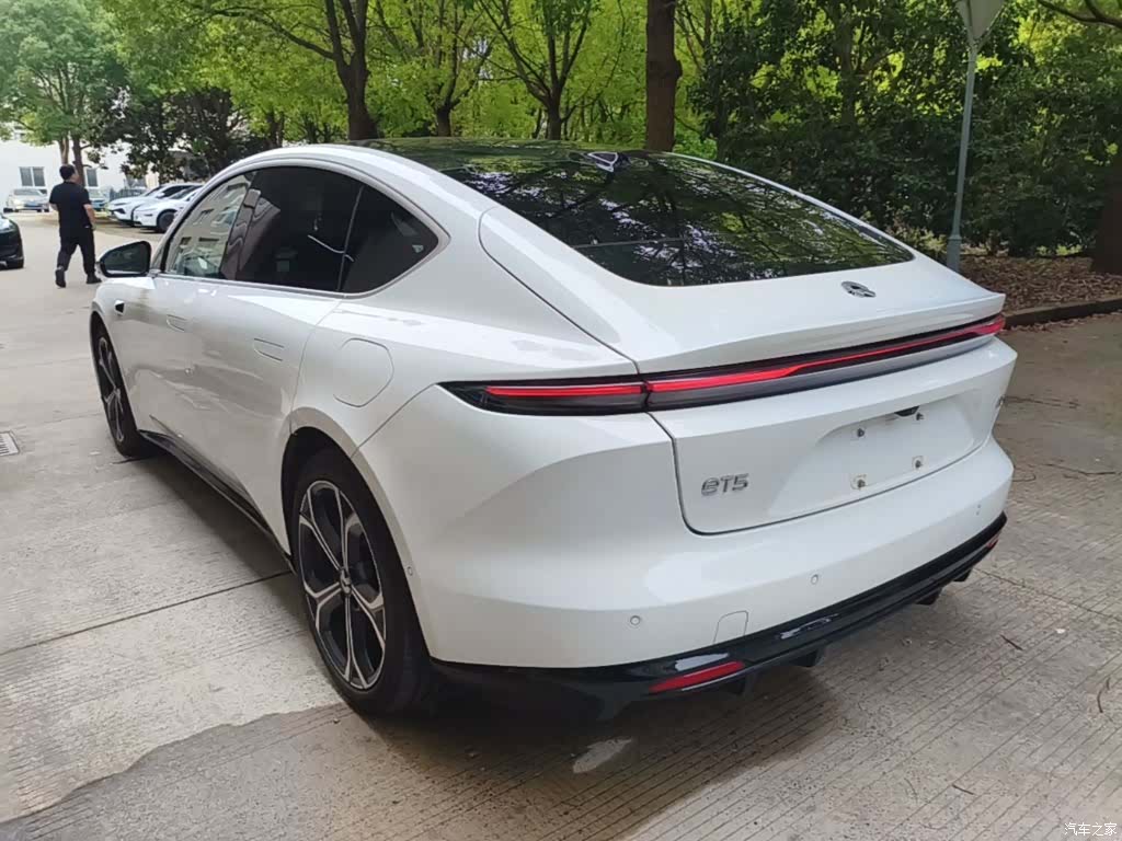 NIO ET5, 2025 все фото
